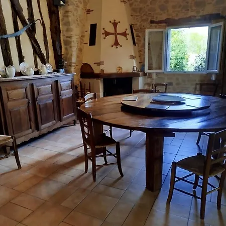 De Vinces Lot-et-garonne Situe Entre Bordeaux Et Toulouse Maison Rurale, Maison En Campagne Bed & Breakfast 3*
